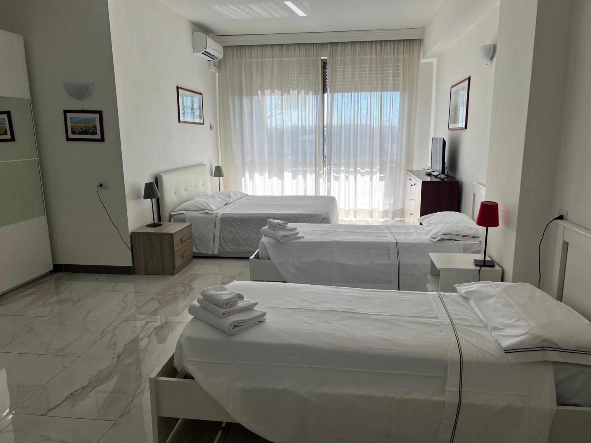 Parco Tirreno Hotel Рим Екстер'єр фото