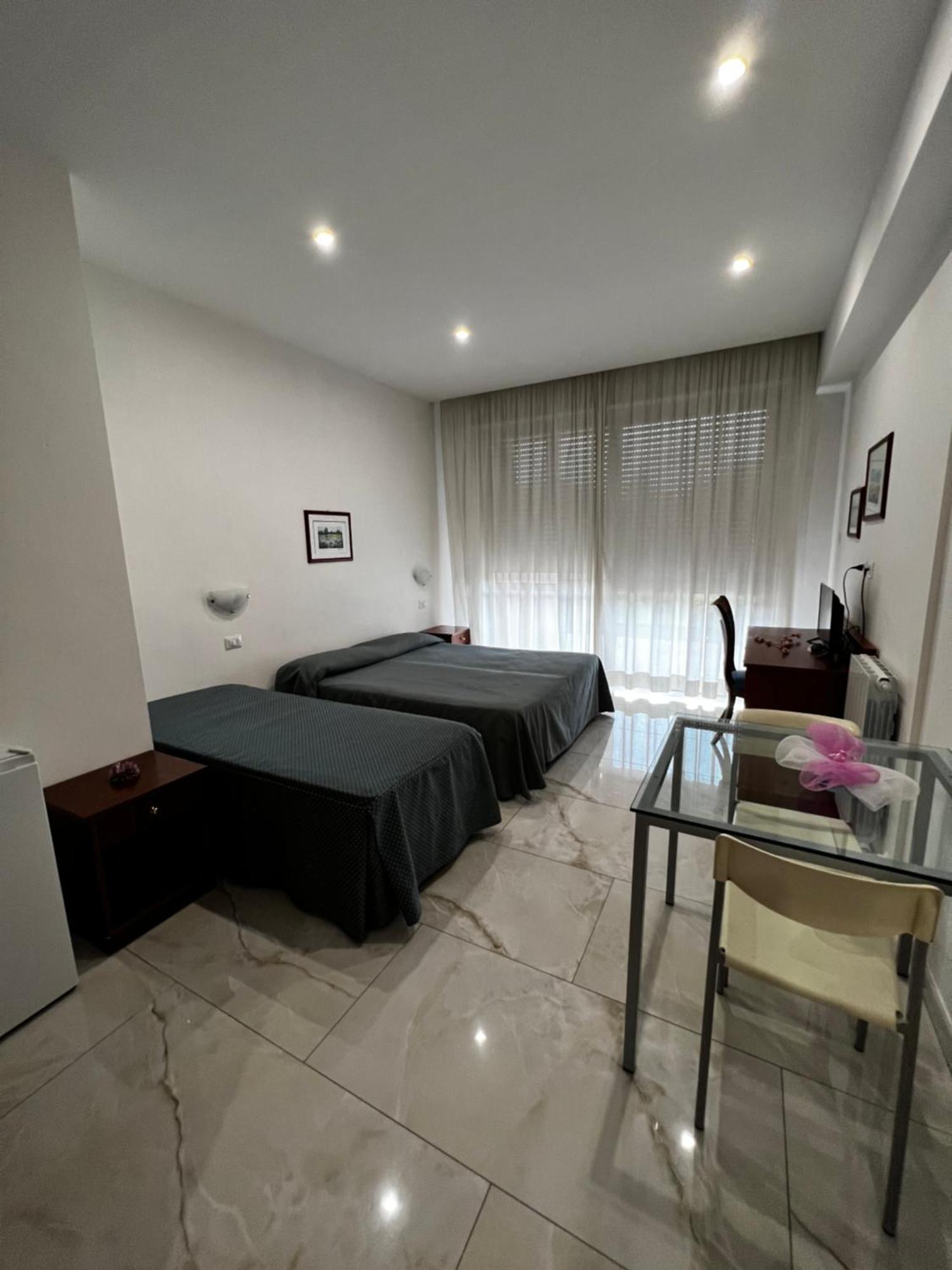 Parco Tirreno Hotel Рим Екстер'єр фото